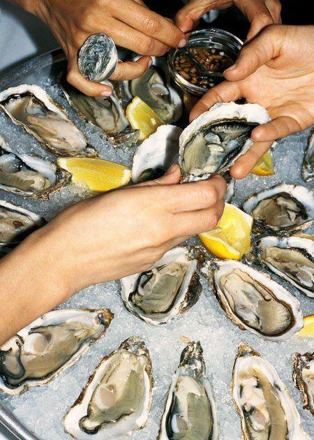 Sharing oysters with lemon